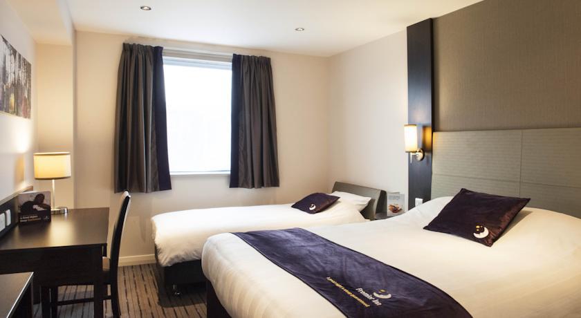 Premier Inn Dunfermline Habitación foto